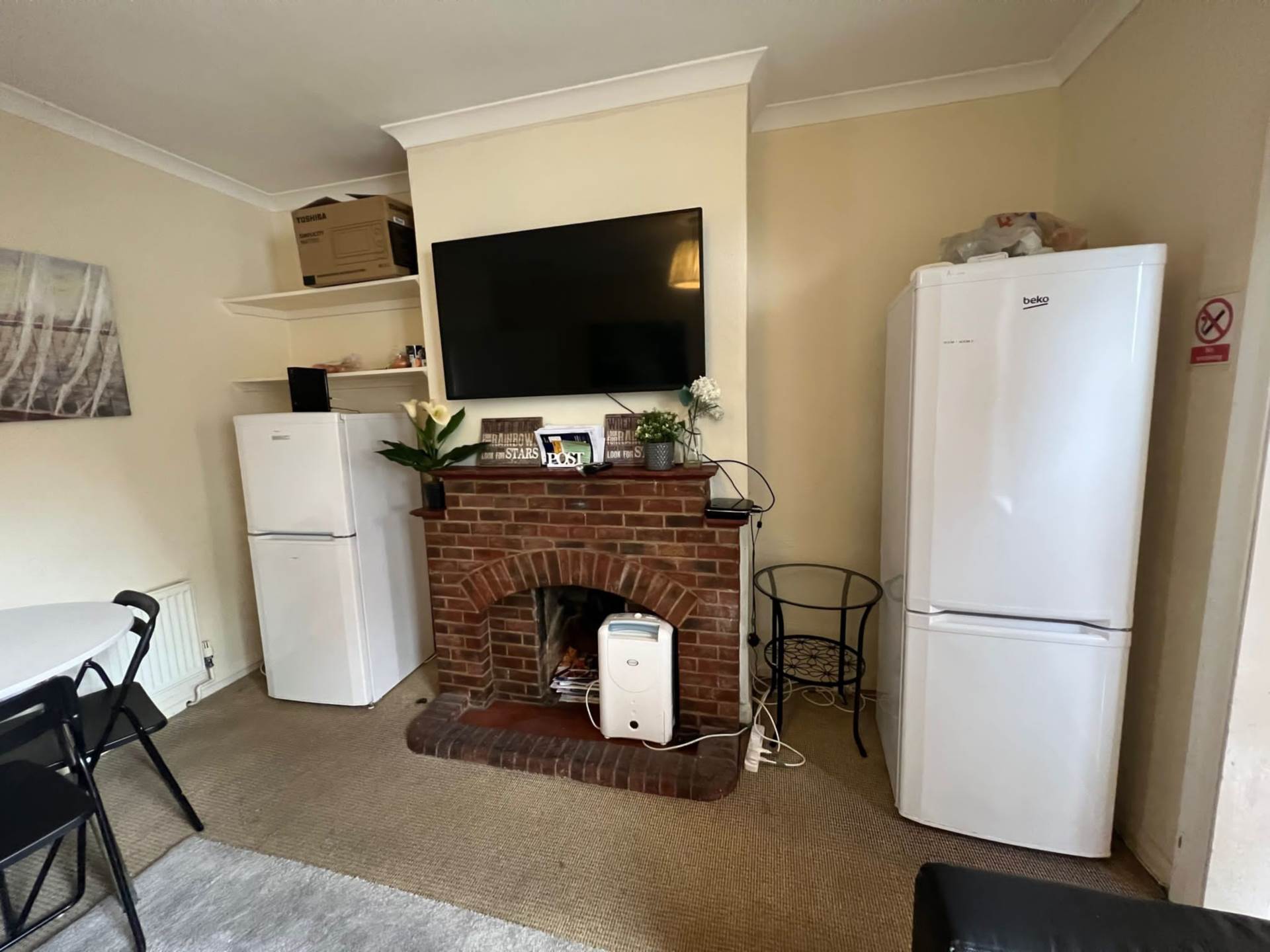 Room 2: 46 George Road, Guildford, GU1 4NR - EN SUITE, Image 9