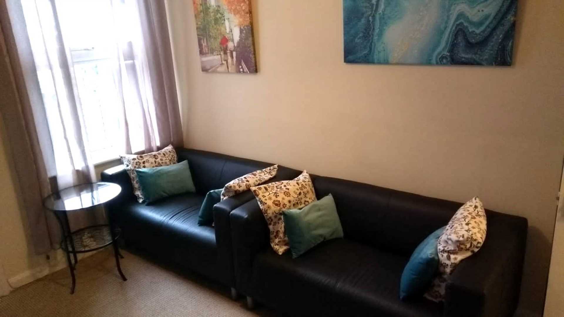 Room 3: 46 George Road, Guildford, GU1 4NR- NO ADMIN FEES!, Image 8