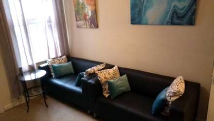 Room 3: 46 George Road, Guildford, GU1 4NR- NO ADMIN FEES!, Image 8