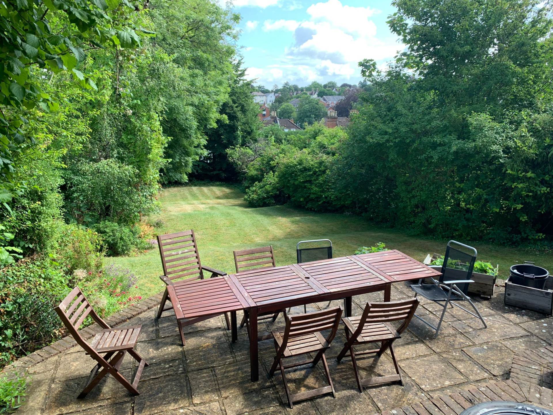 Room 1: 3 Pewley Way, Guildford, GU1 3PX, Image 13