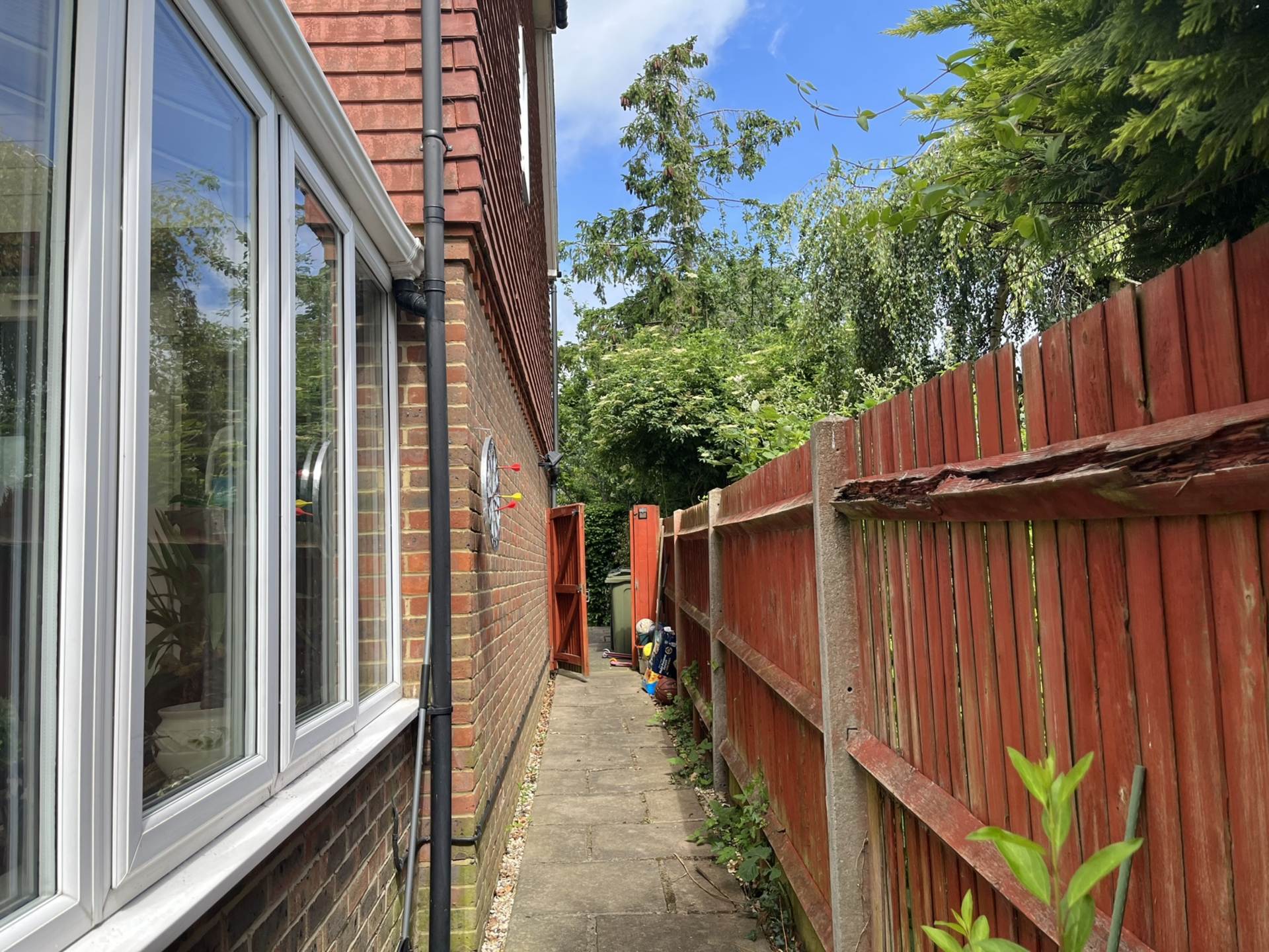 4 Queenhythe Crescent, Jacobs Well, Image 41