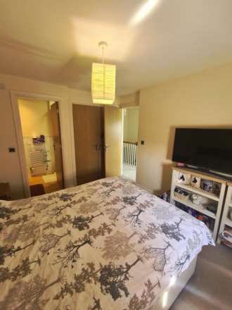 Queenhythe Crescent, Jacobs Well, Image 16
