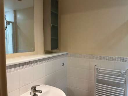 4 Queenhythe Crescent, Jacobs Well, Image 37