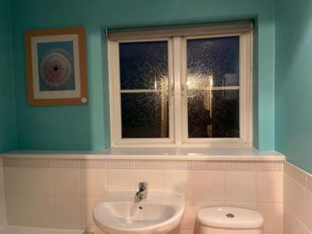 4 Queenhythe Crescent, Jacobs Well, Image 38