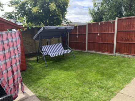 4 Queenhythe Crescent, Jacobs Well, Image 44