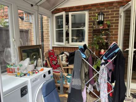 4 Queenhythe Crescent, Jacobs Well, Image 51