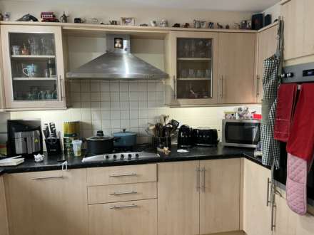 4 Queenhythe Crescent, Jacobs Well, Image 55