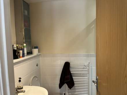 4 Queenhythe Crescent, Jacobs Well, Image 64