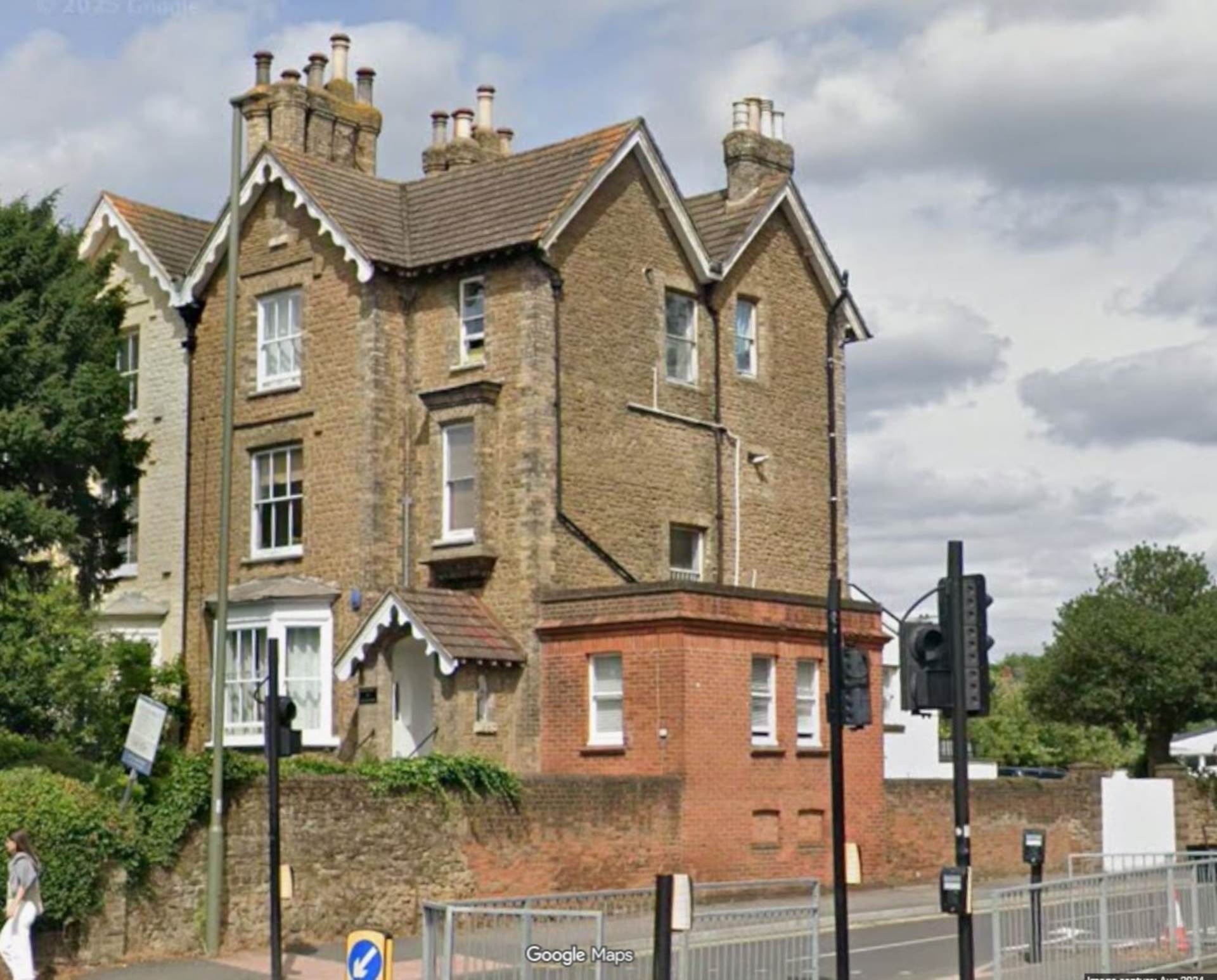 Room 1: Flat 4, 30 Stoke Road, Guildford, GU1 4HR, Image 26