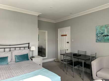 Flat 4, 30 Stoke Road, Guildford, GU1 4HR, Image 12