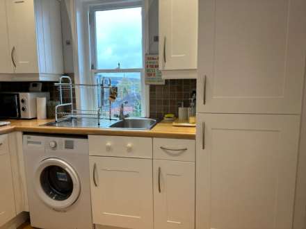 Stoke Road large Double room available, Image 17