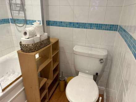 Stoke Road large Double room available, Image 21