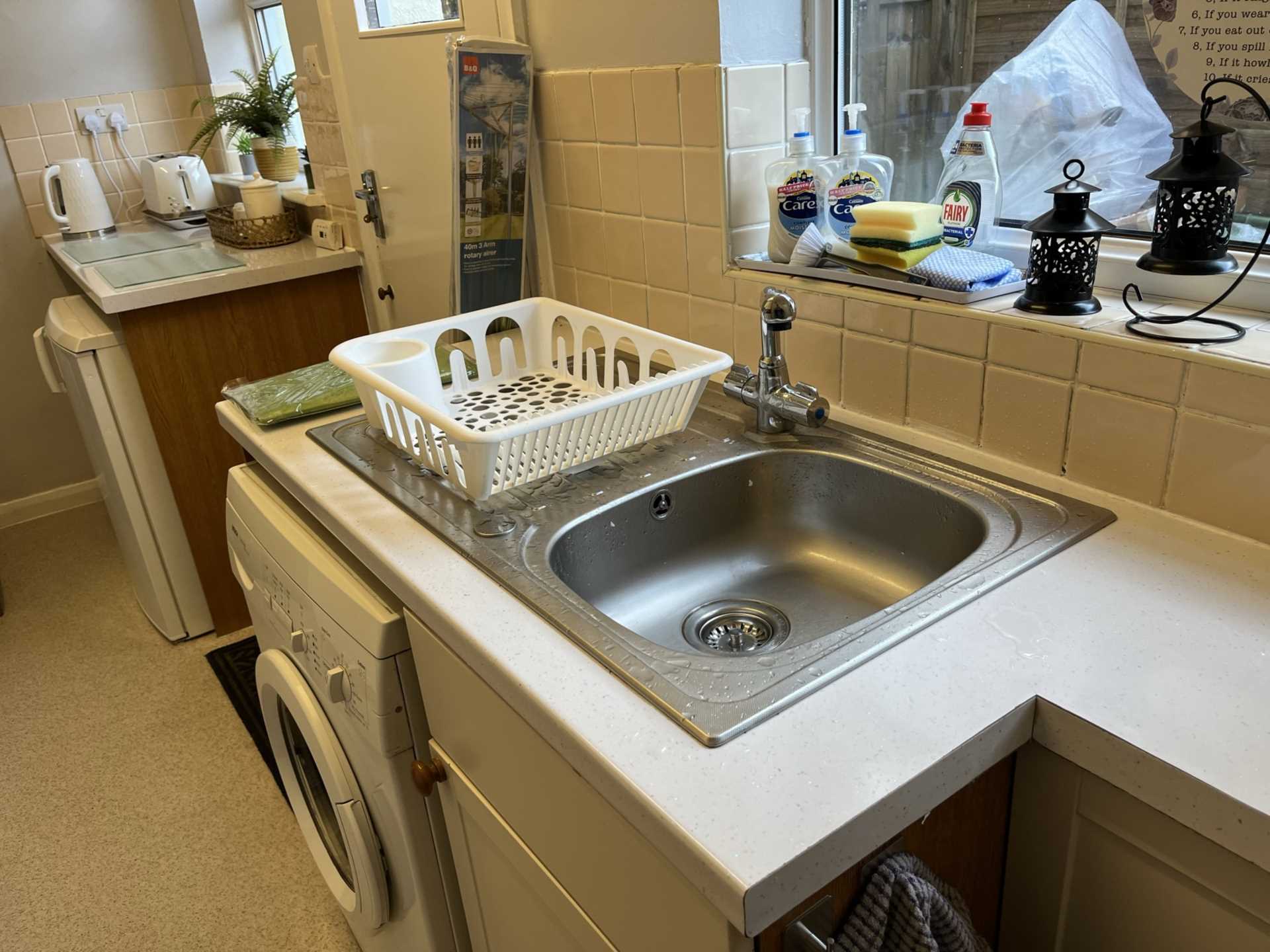 Room 5, 25 Springfield Road, Guildford, Surrey GU1 4DW, Image 12
