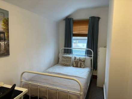 Property For Rent Springfield Road, Surrey, Guildford