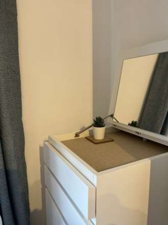 Room 5, 25 Springfield Road, Guildford, Surrey GU1 4DW, Image 3