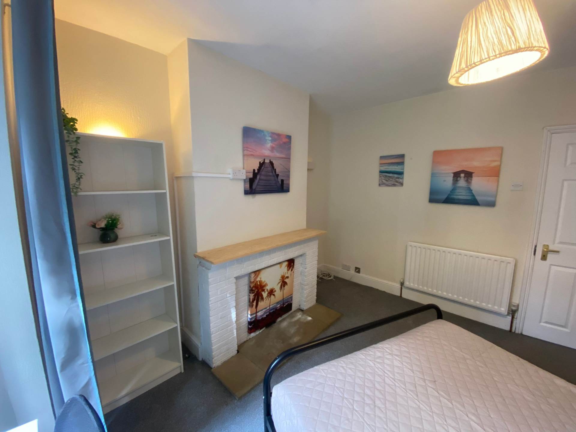 Room 1: 15 Sycamore Road, Guildford, GU1 1HJ, Image 4