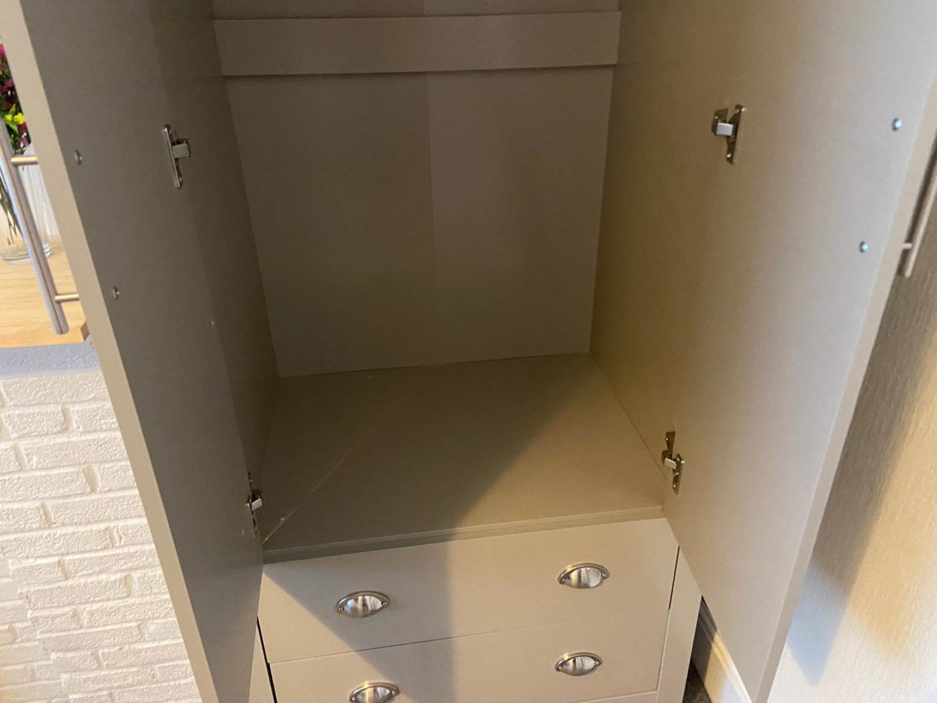 Room 1: 15 Sycamore Road, Guildford, GU1 1HJ, Image 9