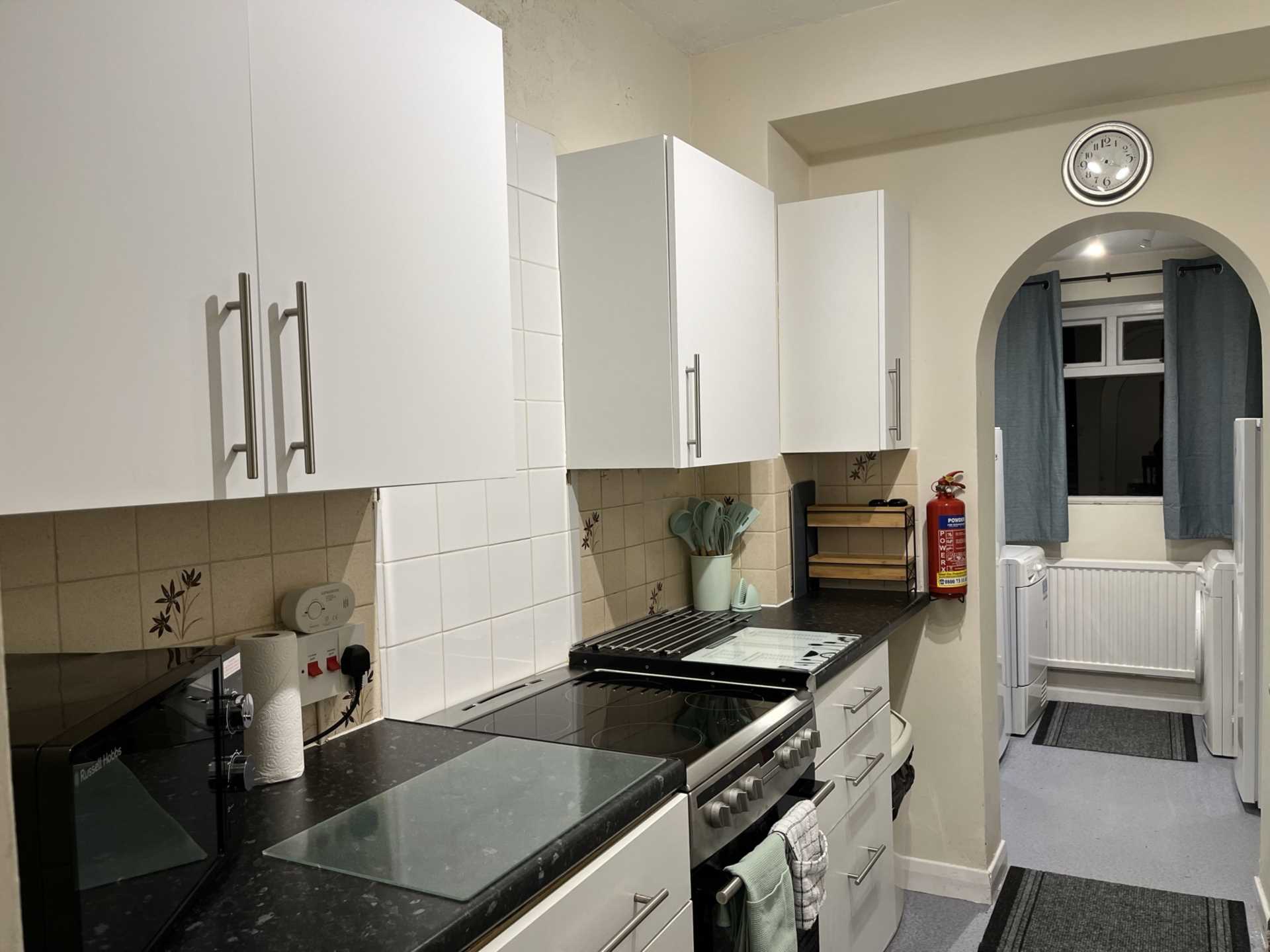 Sycamore Road, Guildford, Image 10