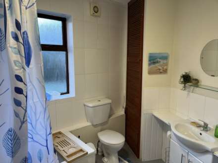 Sycamore Road, Guildford, Image 20