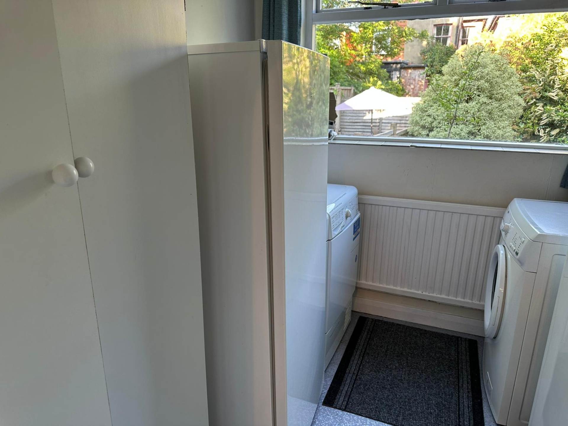 Room 3: 15 Sycamore Road, Guildford, GU1 1HJ, Image 19