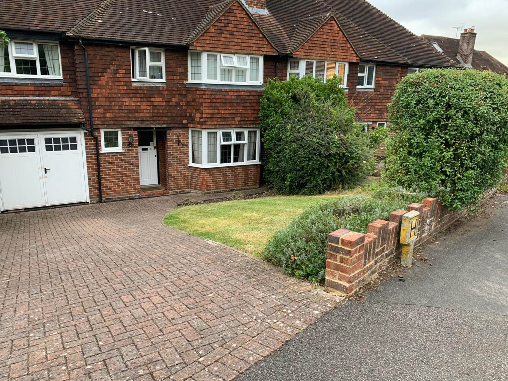 Pewley Way, Guildford, Image 1