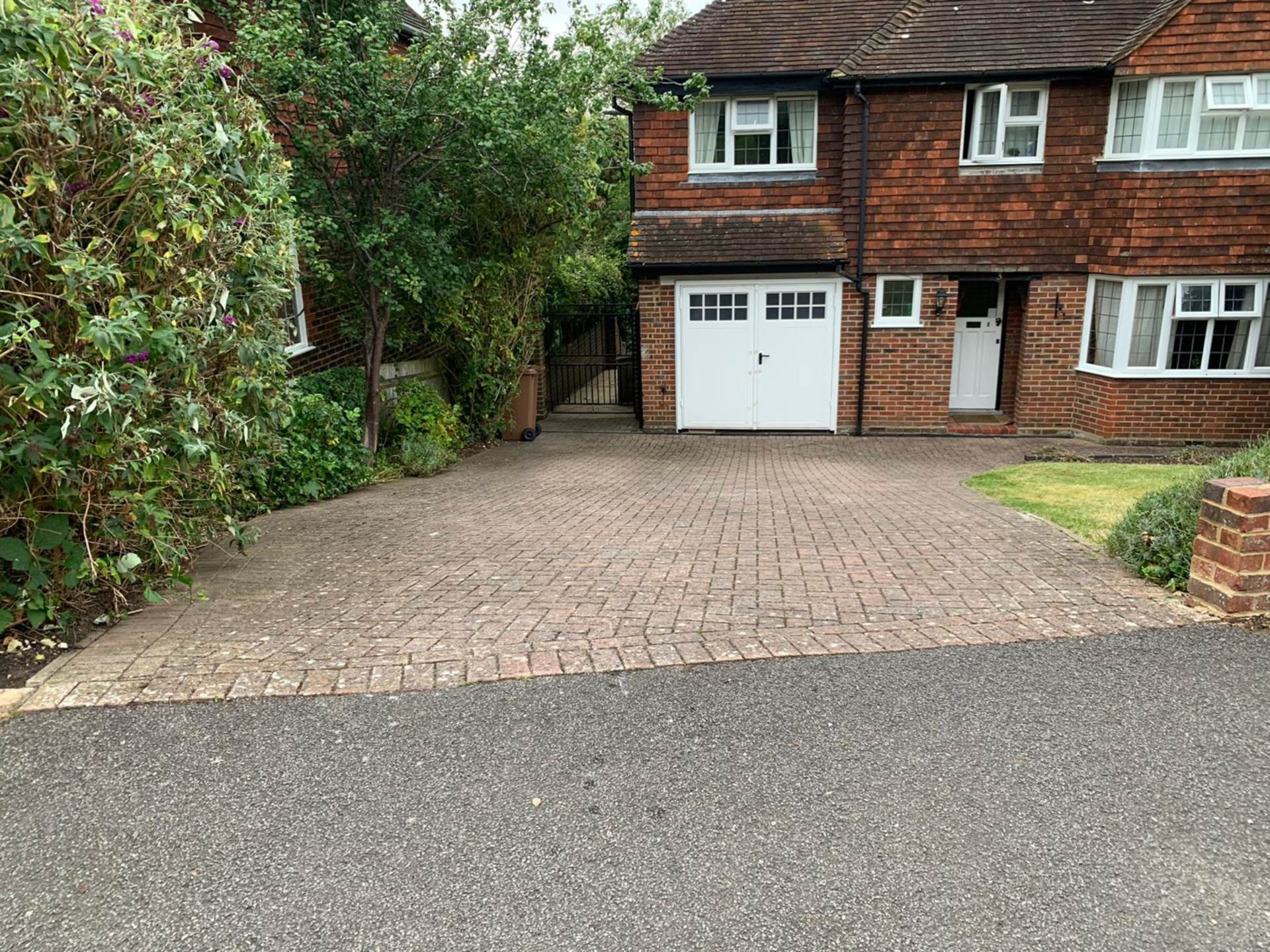 Pewley Way, Guildford, Image 3