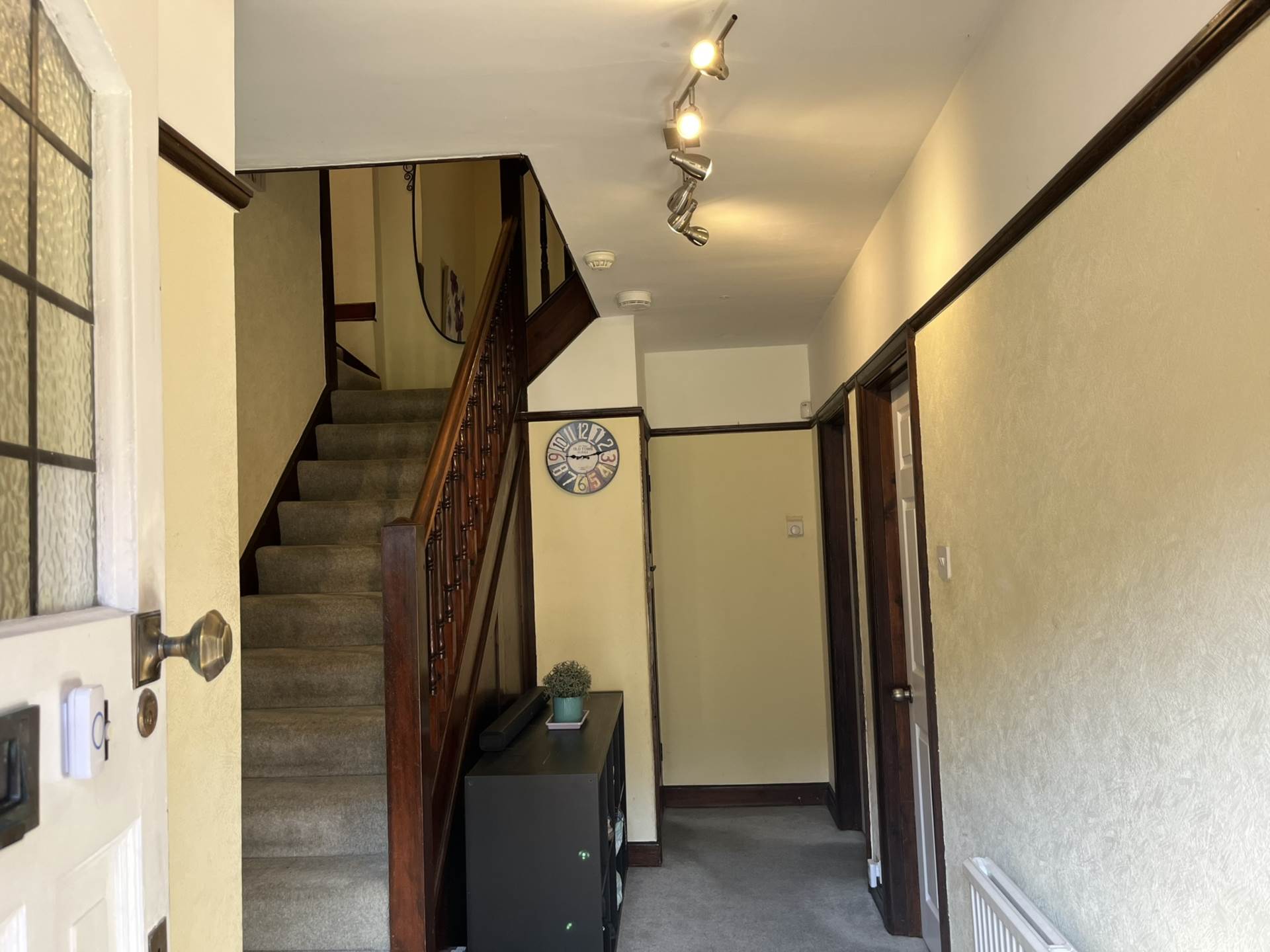 Pewley Way, Guildford, Image 7