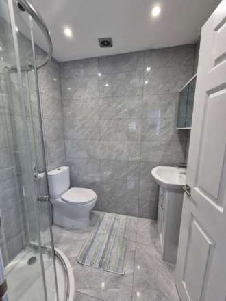 St. Catherines Park, Guildford, GU1 3NF, Image 25