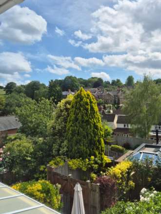 St. Catherines Park, Guildford, GU1 3NF, Image 28