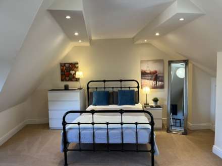 Room 1, Willowbrook, Great George, Godalming GU7 1EE