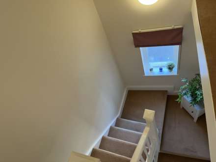 Room 1, Willowbrook, Great George, Godalming GU7 1EE, Image 11