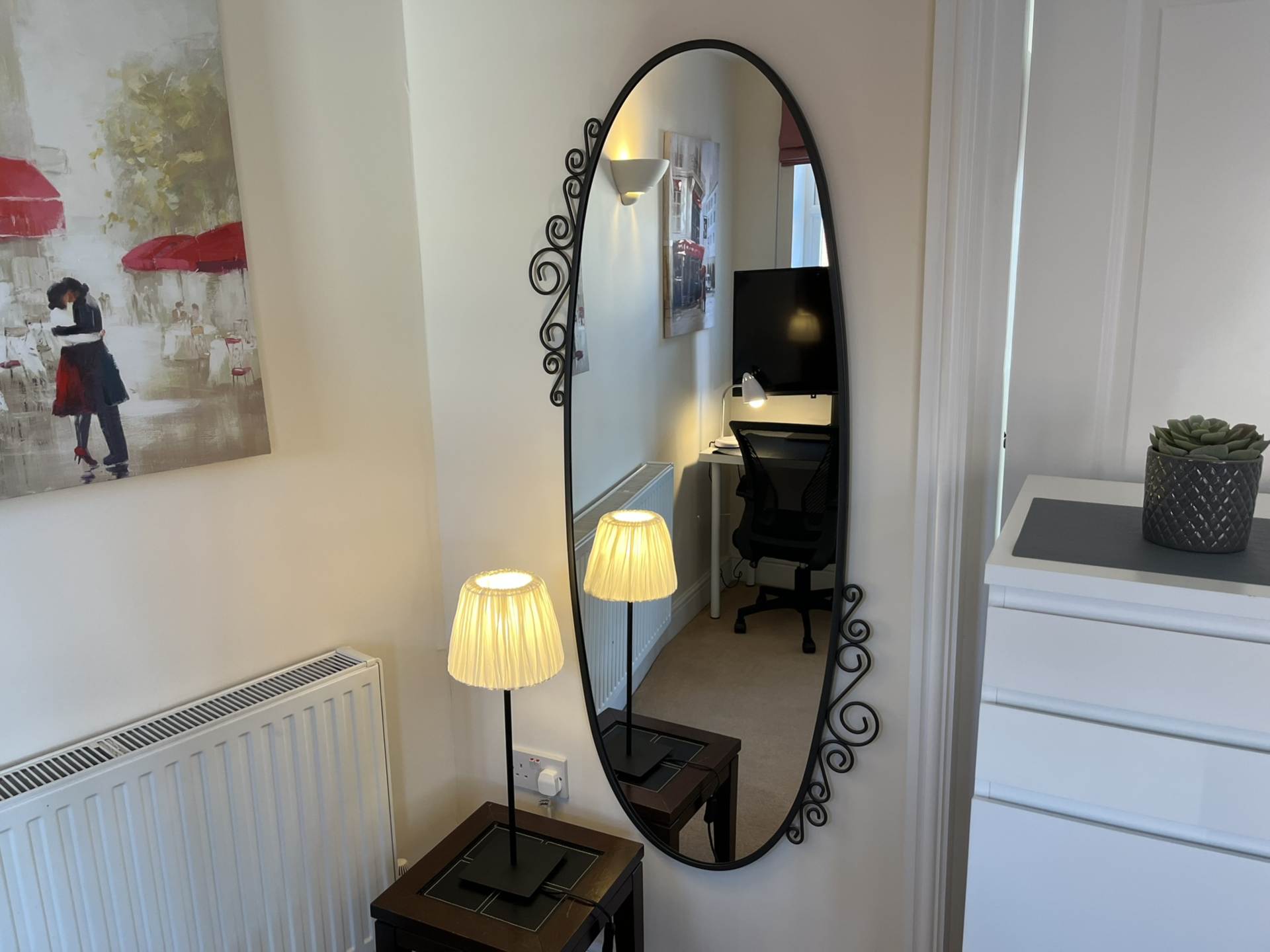 Room 3, Willowbrook, Great George Street, Godalming, Image 11