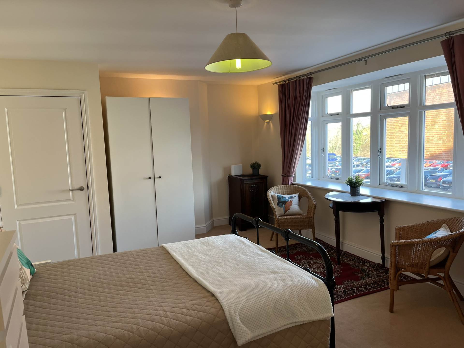 Room 3, Willowbrook, Great George Street, Godalming, Image 5