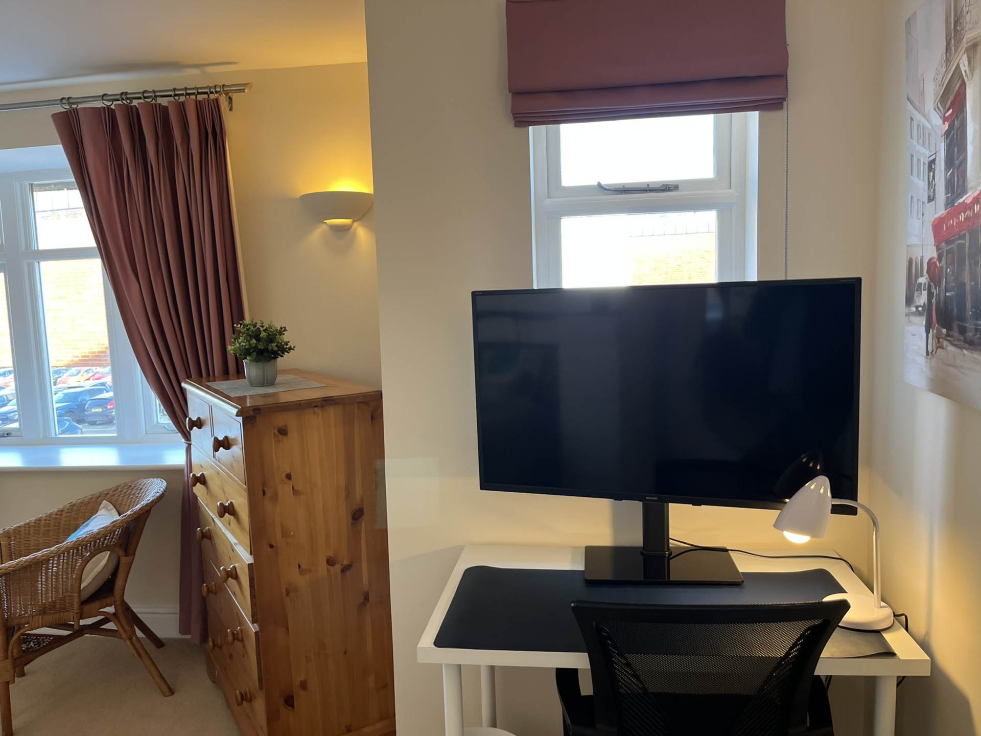 Room 3, Willowbrook, Great George Street, Godalming, Image 9