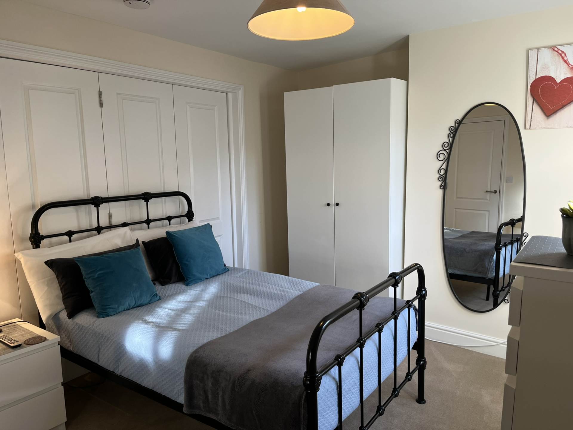 Room 4, Willowbrook, Great George Street, Godalming, Image 2