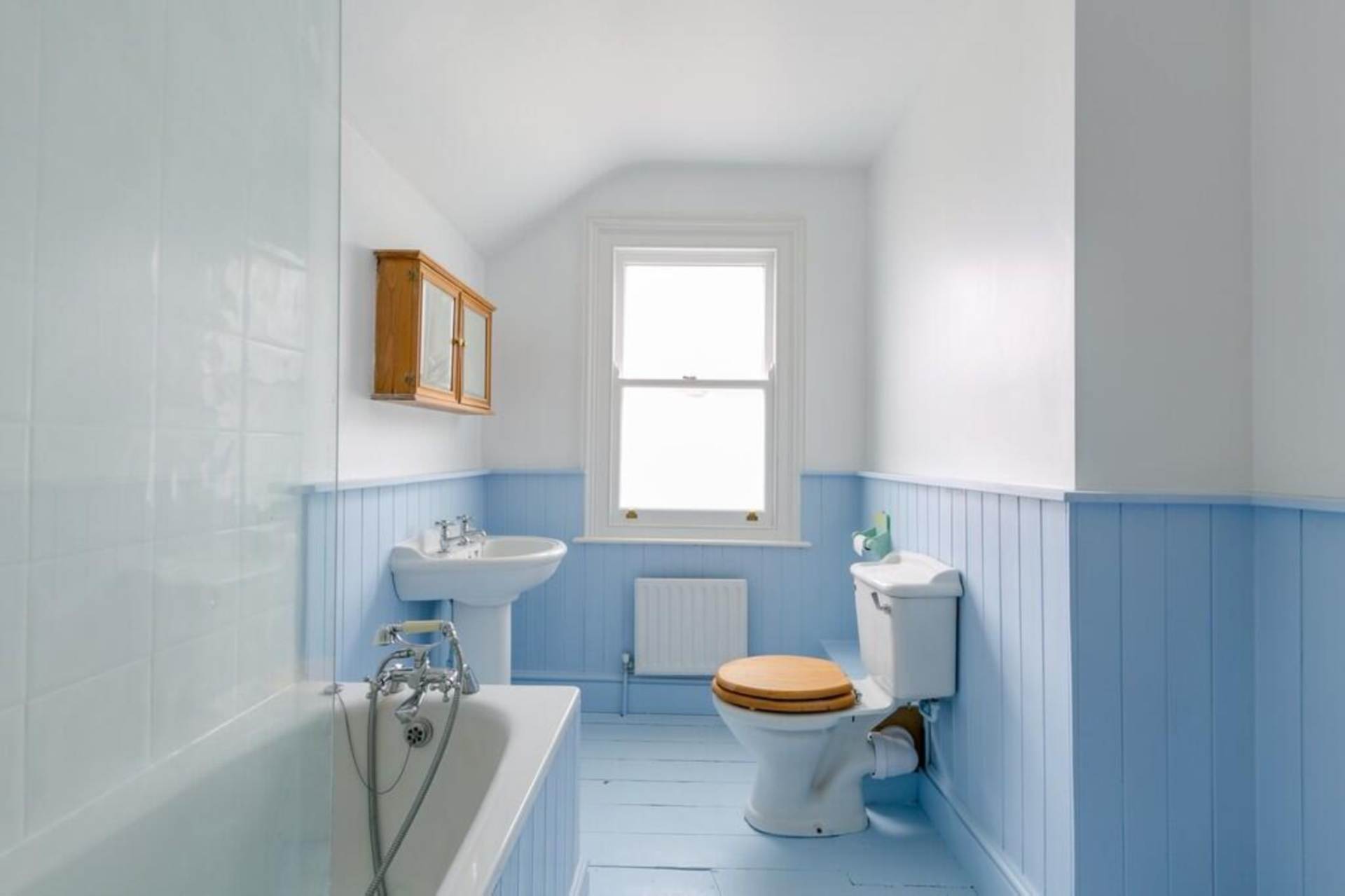 Room 2, 30 Springfield Road, Guildford, Surrey GU1 4DP, Image 7