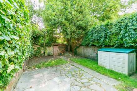 Room 5, 30 Springfield Road, Guildford, Surrey GU1 4DP, Image 8