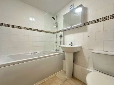 The Highway, Great Staughton, Image 5