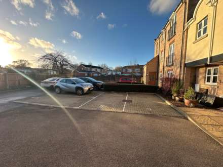 Centra House, St Neots, Image 9