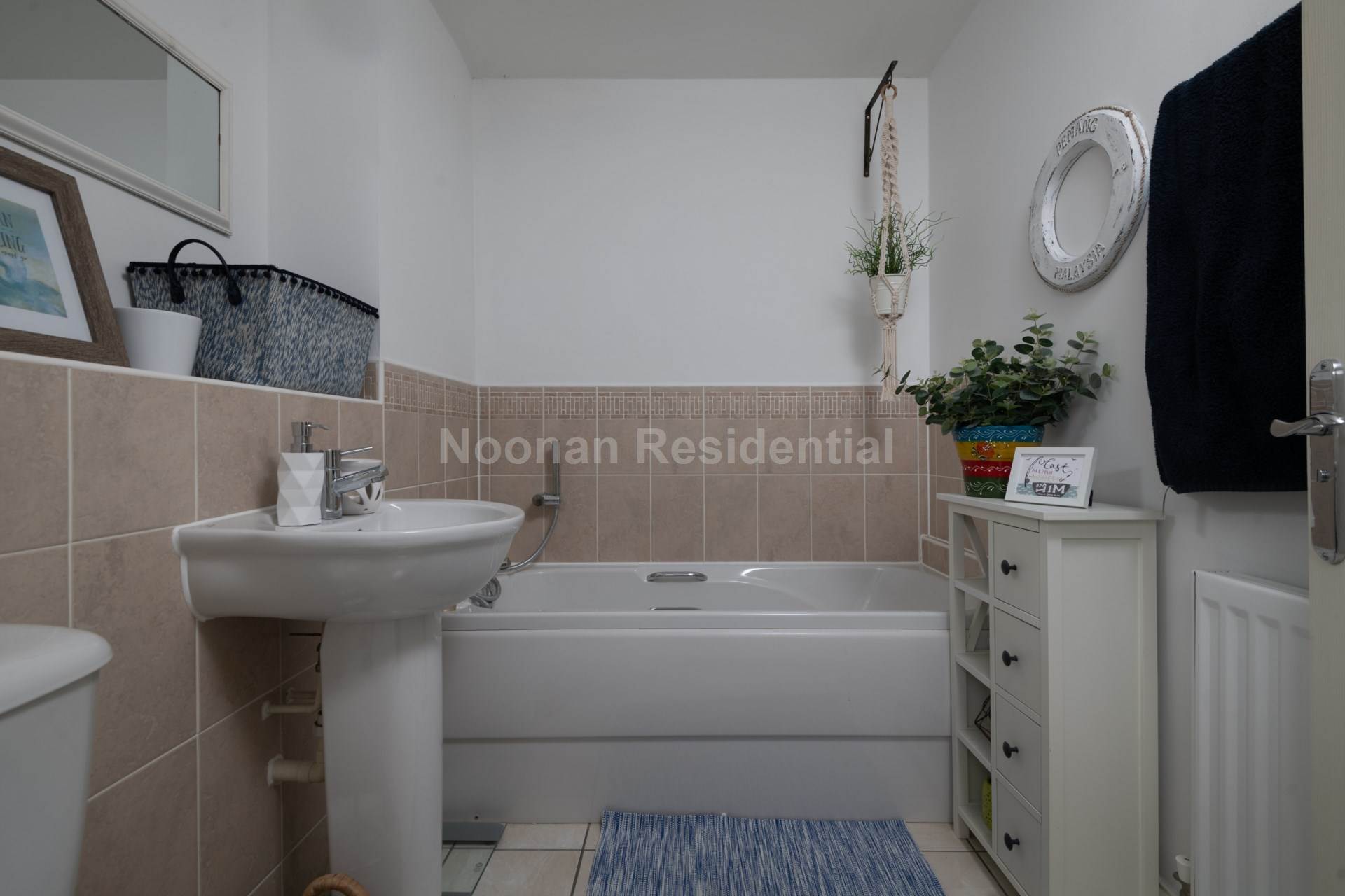 Stonehill, St Neots, Image 10