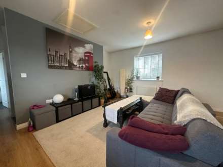 Buttercup Avenue, Image 2