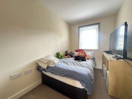 Red Admiral Court, Little Paxton, Image 7