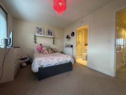 Red Admiral Court, Little Paxton, Image 8