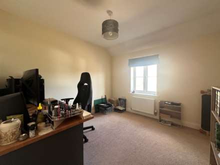Furrowfields, St Neots, Image 8