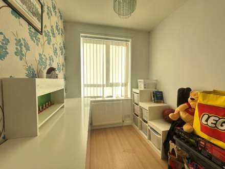 Arnhem Close, Eaton Ford, Image 9