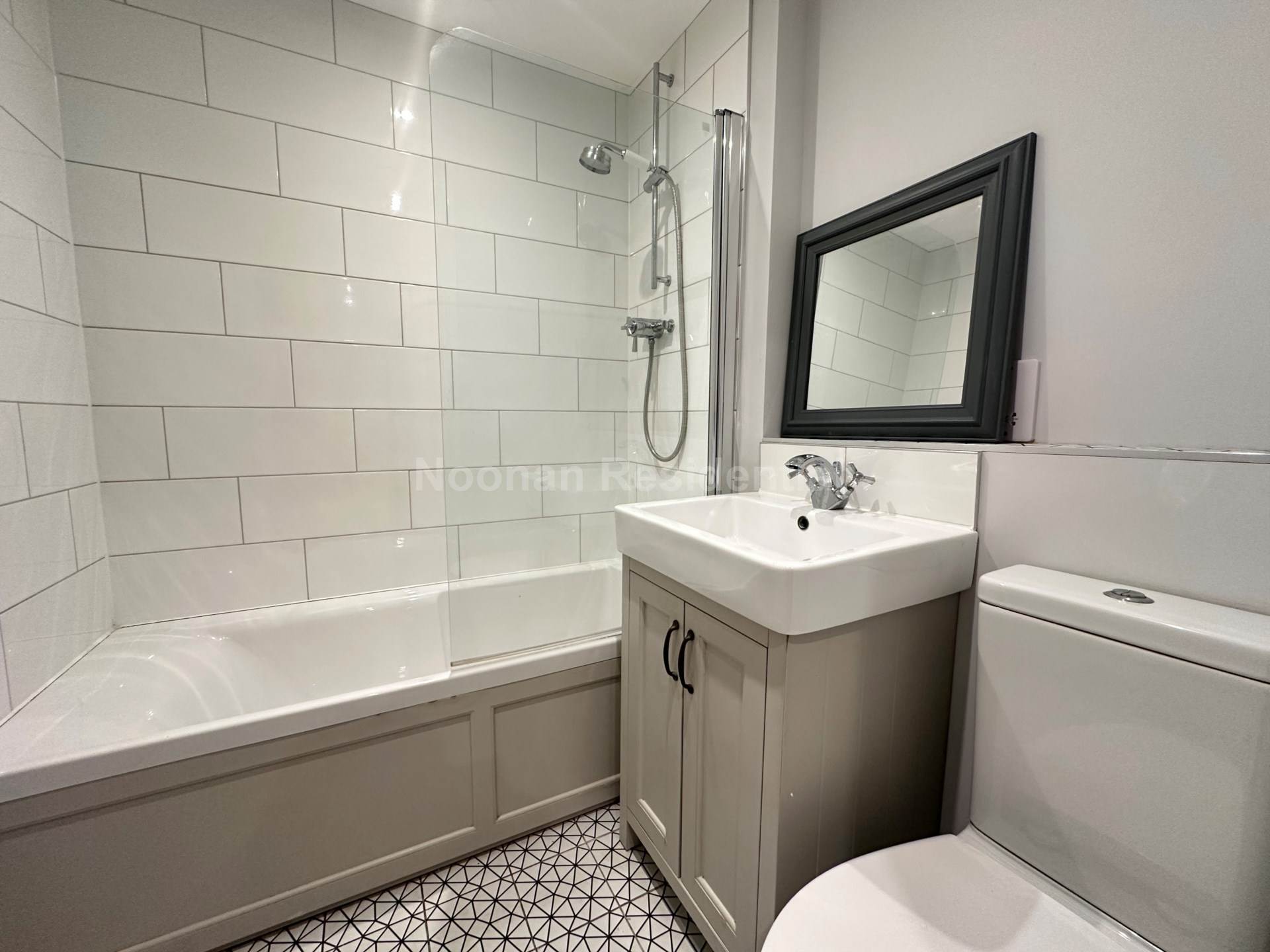 Huntingdon Street, St Neots, Image 11