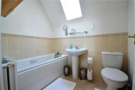 Blythe Way, Caldecote, Image 13