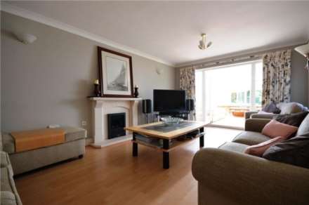Blythe Way, Caldecote, Image 5