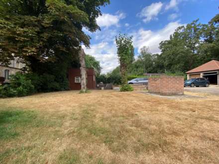 High Street, Offord Cluny, Image 10