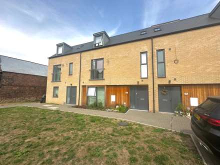 Farrier Court, St Neots, Image 1